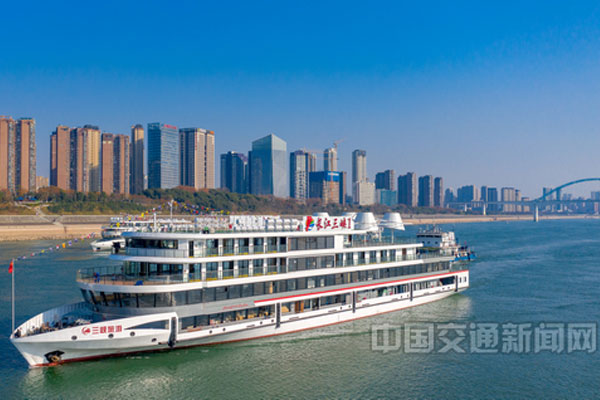 Комплексное снабжение судов - Круизный лайнер, работающий только на электричестве, совершил первый рейс в Китае